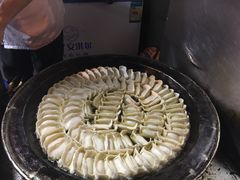 -汪记大王锅贴(成山路店)