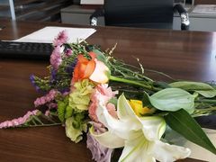 -天津波士信达奔驰4S店(卫津南路店)