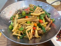 干锅安吉笋-酸婆娘重庆菜(紫竹路店)