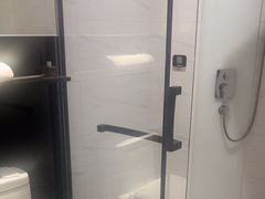 -蓬客精品酒店(南山海岸城购物中心店)