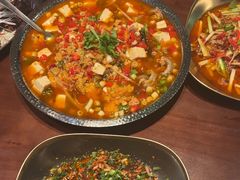 -三叔特色自贡菜(中海国际店)
