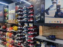 -迪卡侬(烟台万达店)
