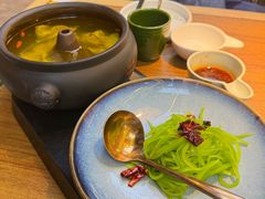 -云海肴汽锅鸡·云南小炒(天津国金汇店)