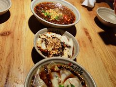 -默记孙抄手(园艺山店)