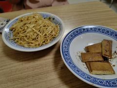 -一路飘香面馆