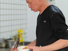 -仓桥直街臭豆腐