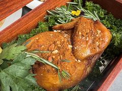 -Mogul Eatery·大亨餐酒馆