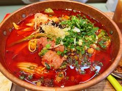 -成都你六姐·牛肉冒菜(上海环宇荟店)