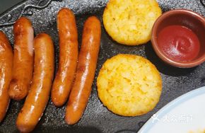 Cheesy Mushroom Sausage Baked Rice