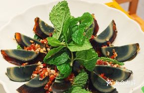 Yunnan-style Mint Preserved Egg