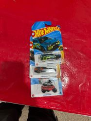 -逝水玩具折扣店