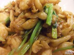 鹅肝酱爆白玉菇-金百万烤鸭店(马甸店)