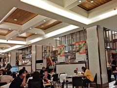 -东方红海鲜百汇(国际大厦店)