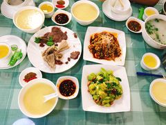 小米粥-内蒙古牛羊肉特色美食(后海滨路店)