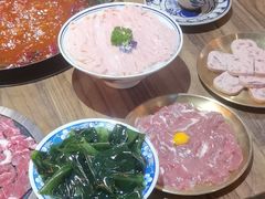 -旧街市鲜货老火锅(大光路店)