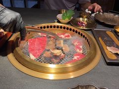 -铭牛烧肉·和牛海鲜自助(高新月牙湖店)