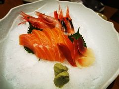 三文鱼刺身-天手古舞居酒屋(889广场店)