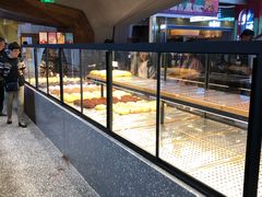 面包甜点陈列柜-LELECHA乐乐茶(上海五角场万达广场店)