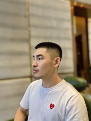 -尼特斯男士发型馆