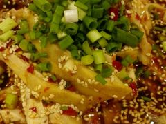 -兔行天下-鸿鹤鲜锅兔(中海国际店)