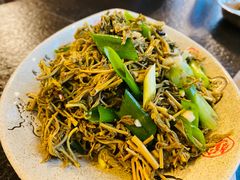 -荣德灶台鱼(圣泉寺店)