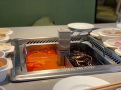 -海底捞火锅(新松江路店)