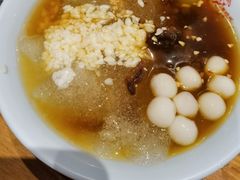 醪糟小汤圆-皇城坝小吃(科华成都王府井购物中心店)