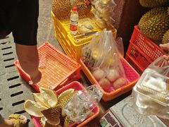 -三亚新鸿港水果一级批发市场