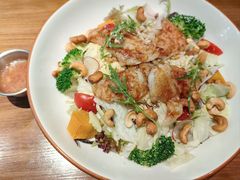 -POKEE VIA&Brunch·维娅(重庆来福士店)