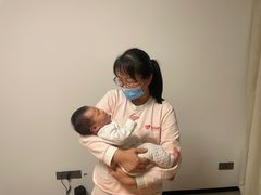 -苏州雏渐肥月嫂