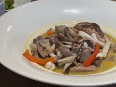 -艳阳天·非遗楚菜(武汉客厅店)