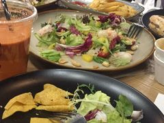 英式炸鱼配宽薯-HELLO 27 意面·沙拉·帕尼尼