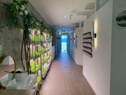 -摩睫+皮肤管理·科学美容中心