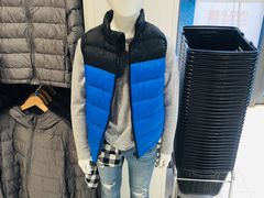 -优衣库(上海金桥国际商业广场店)