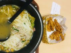 -蒙自源米线大王(东站店)