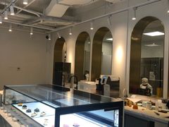 -Fridi Patisserie Cafe