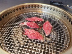 -铭牛烧肉·和牛海鲜自助(高新月牙湖店)