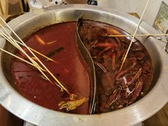 -黔哆哆地摊酸汤火锅(清湖店)