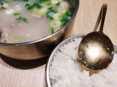 -梨花牛肉汤饭(仁恒伊势丹店)