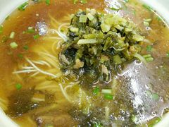 榨菜肉丝面-小梅园饭堂(东方路店)