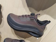 -燕莎奥特莱斯购物中心