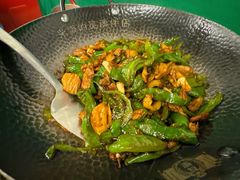 -堂瓦里·33年传统赣菜(第一街区店)