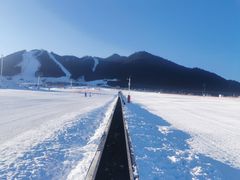 -丝绸之路山地度假区滑雪场