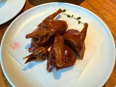 玻璃脆皮乳鸽-墨宴(西洋湖店)