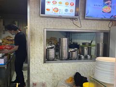 -红鼻子桂林米粉(金唐新光界店)