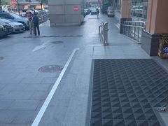 -冠京饭店·停车场