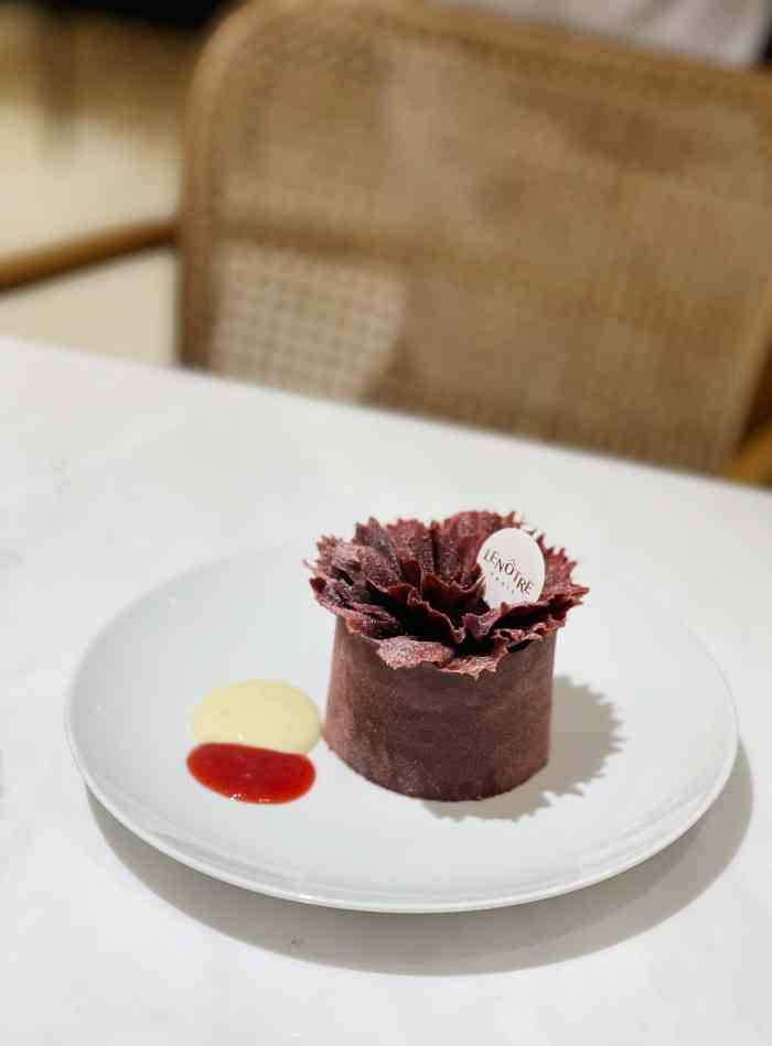 len08tre 雷诺特法式西点(新天地店)-"99法甜餐厅种草99周末来