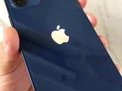 -Apple零售店(华贸购物中心店)