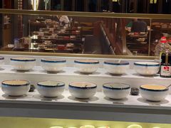 自助调料区-锅首鲜品火锅(鸳鸯店)