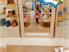 -王府井奥莱临潼小镇(临潼店)